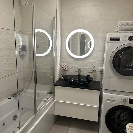 Appartement Proche Paris Et Disney Land. Rosny-sous-Bois Esterno foto